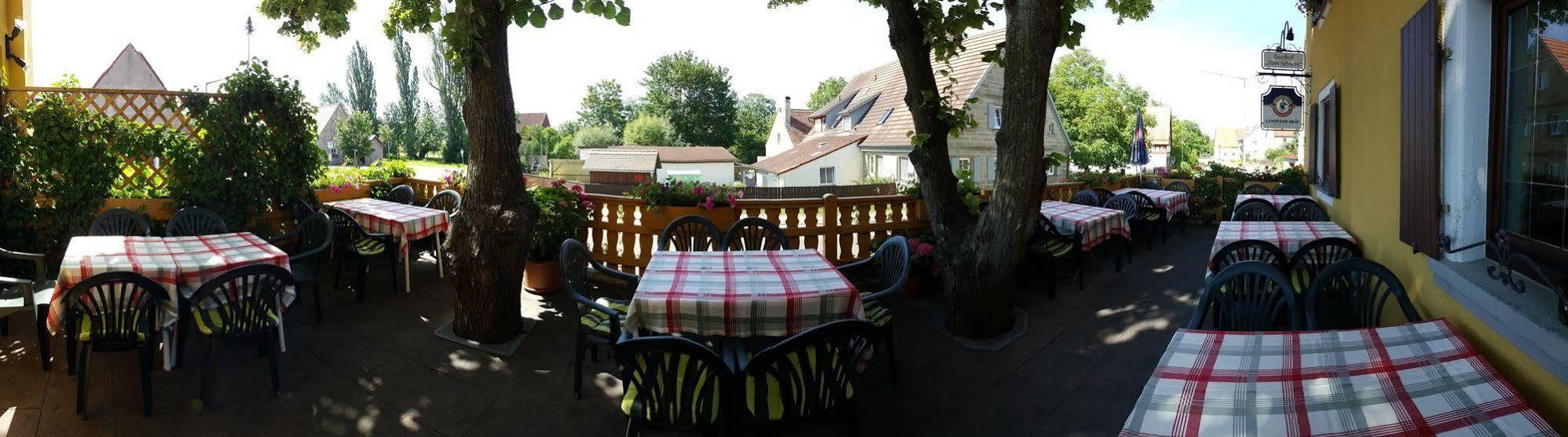 Hotel Gasthof Zum Schwan シュタインスフェルト エクステリア 写真