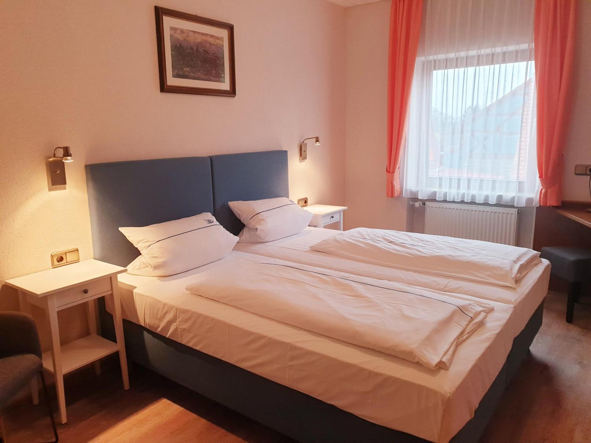 Hotel Gasthof Zum Schwan シュタインスフェルト エクステリア 写真