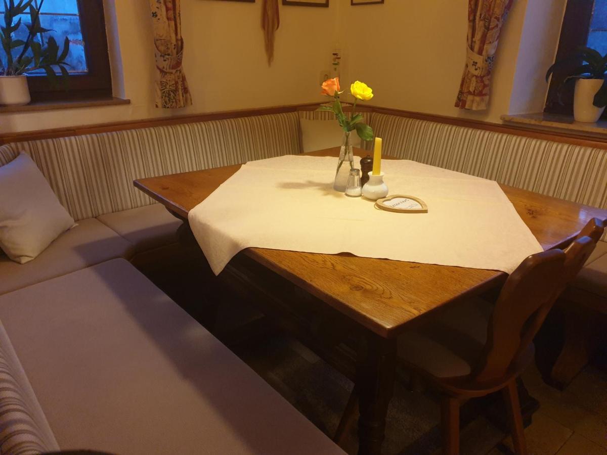 Hotel Gasthof Zum Schwan シュタインスフェルト エクステリア 写真